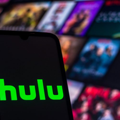 Comcast, Disney move up deadline to decide Hulu future ownership