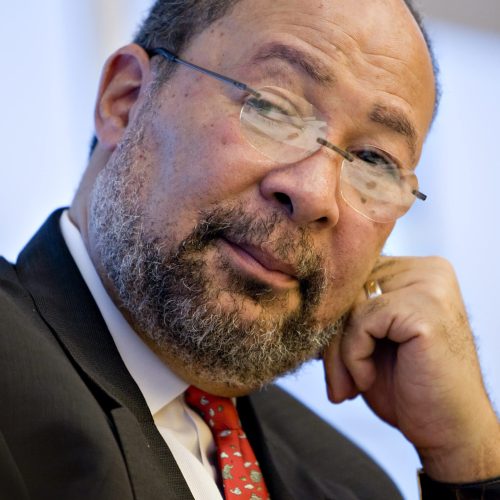 Richard Parsons, former Time Warner CEO, dies at age 76