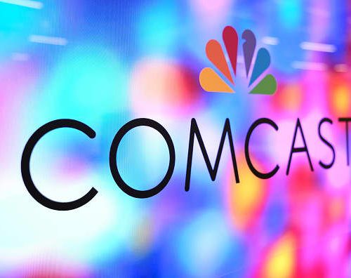 Comcast stock falls 11% after company underwhelms in broadband, Peacock subscribers