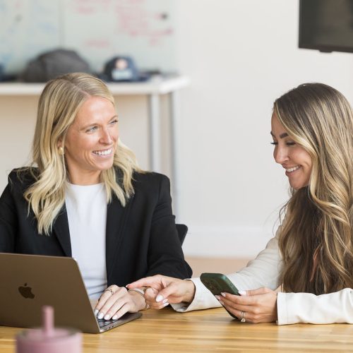 Best AI Assistants for Work in 2025: Why GO AI Helpers Are Redefining Productivity