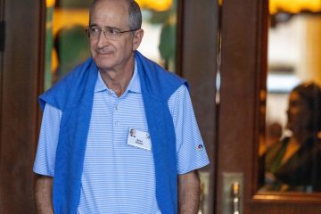 Analysts think Trump would block a Comcast-WBD deal. Comcast says M&A is ‘viable’