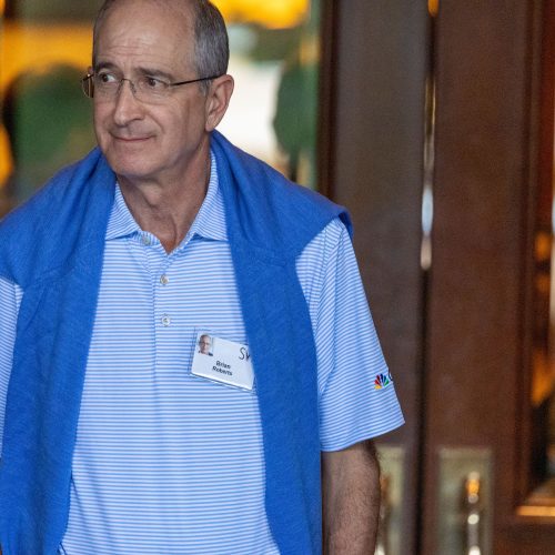 Analysts think Trump would block a Comcast-WBD deal. Comcast says M&A is ‘viable’