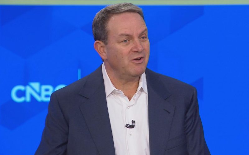 Versant debut earnings report shows continued pay TV pressure, digital growth
